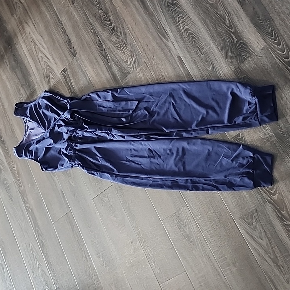 ❄️ SHEIN wrap, side tie Jumpsuit ❄️